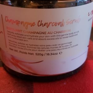 Champagne charcoal scrub